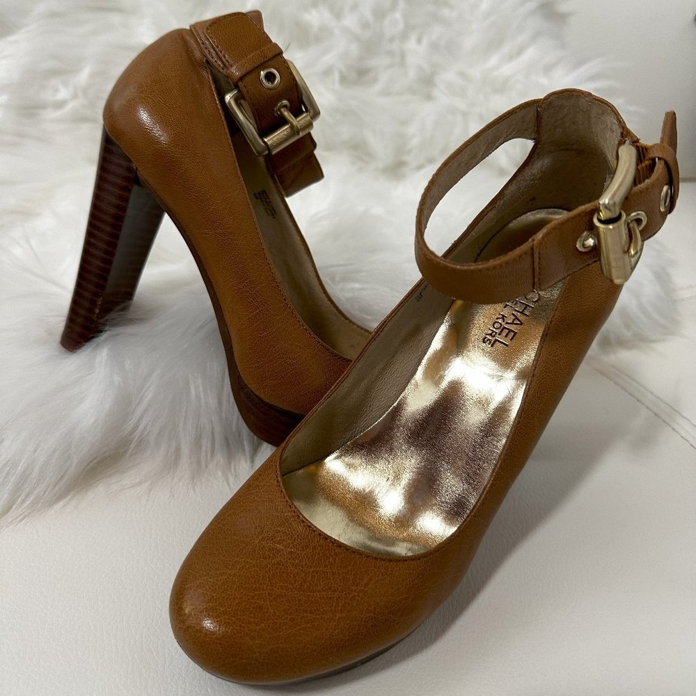 Michael Kors Retro Leather High Heel Size 6